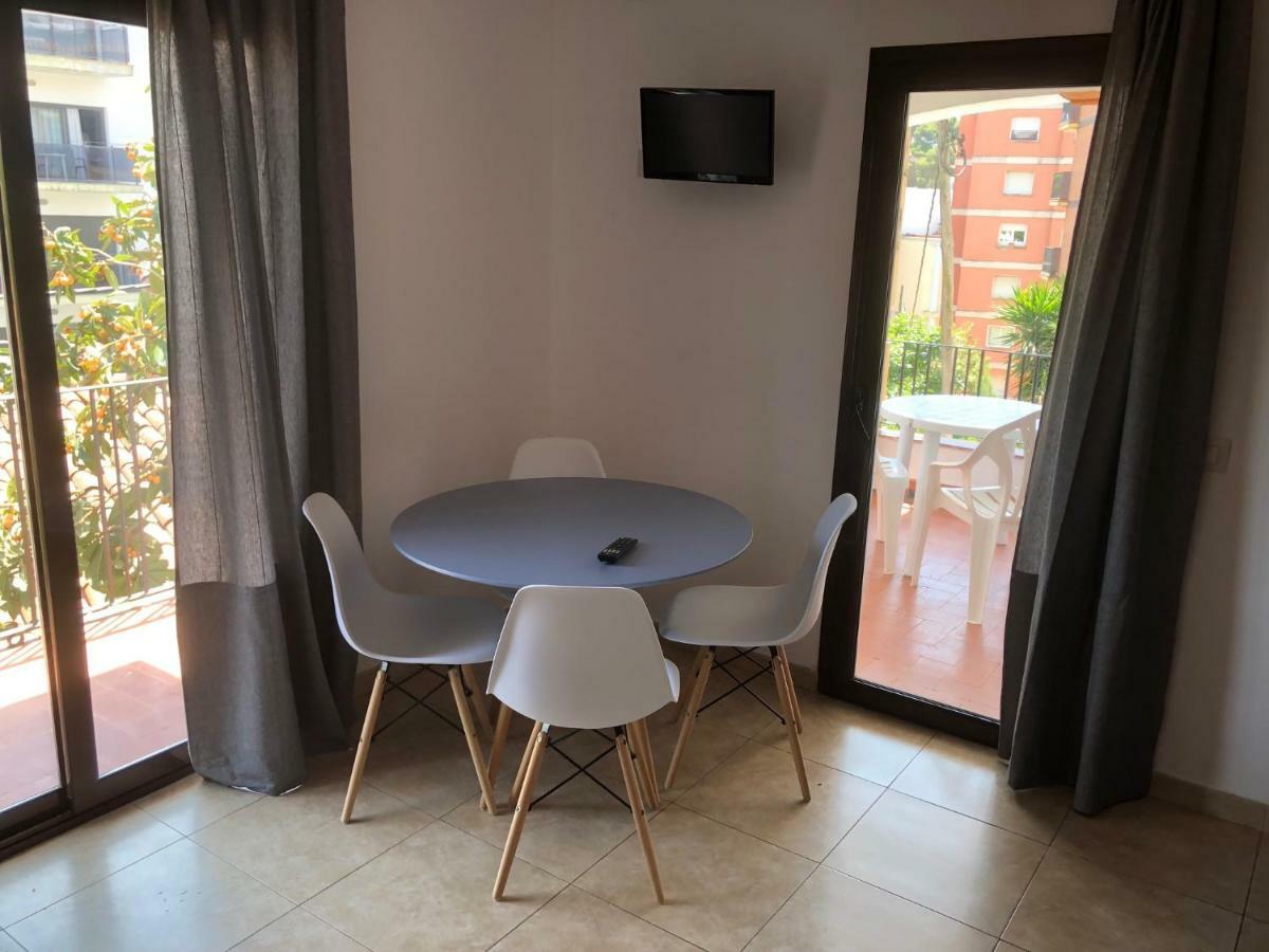 Apartamentos Ar Caribe Lloret de Mar Exterior photo